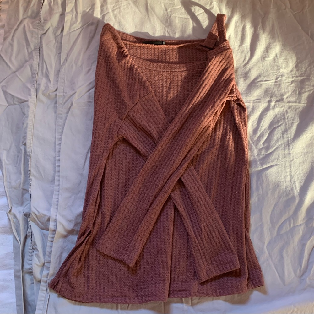XS SheIn cold shoulder sweater